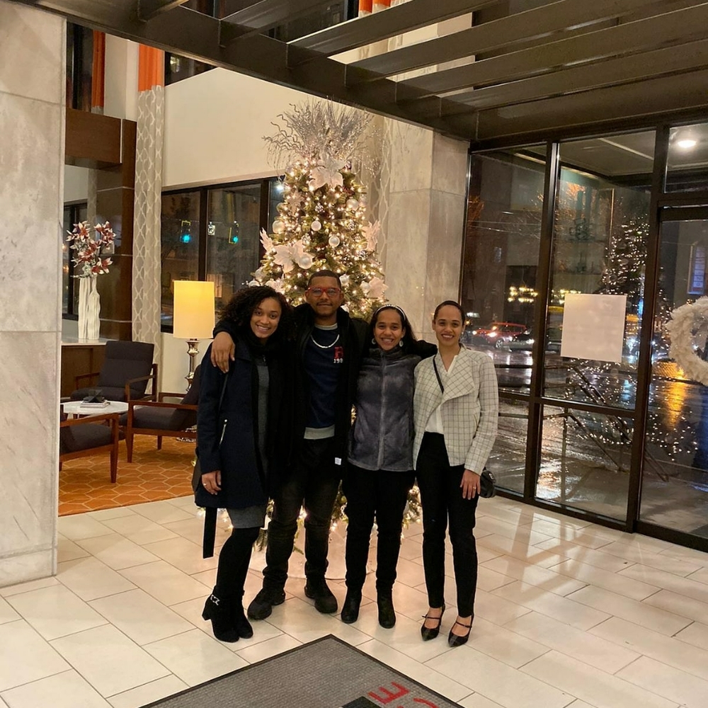 Meet your Posher, Omari